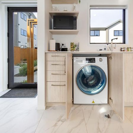 Serenity By The Sea: Coastal Escape1 Bed 1 Bath Christchurch Dış mekan fotoğraf