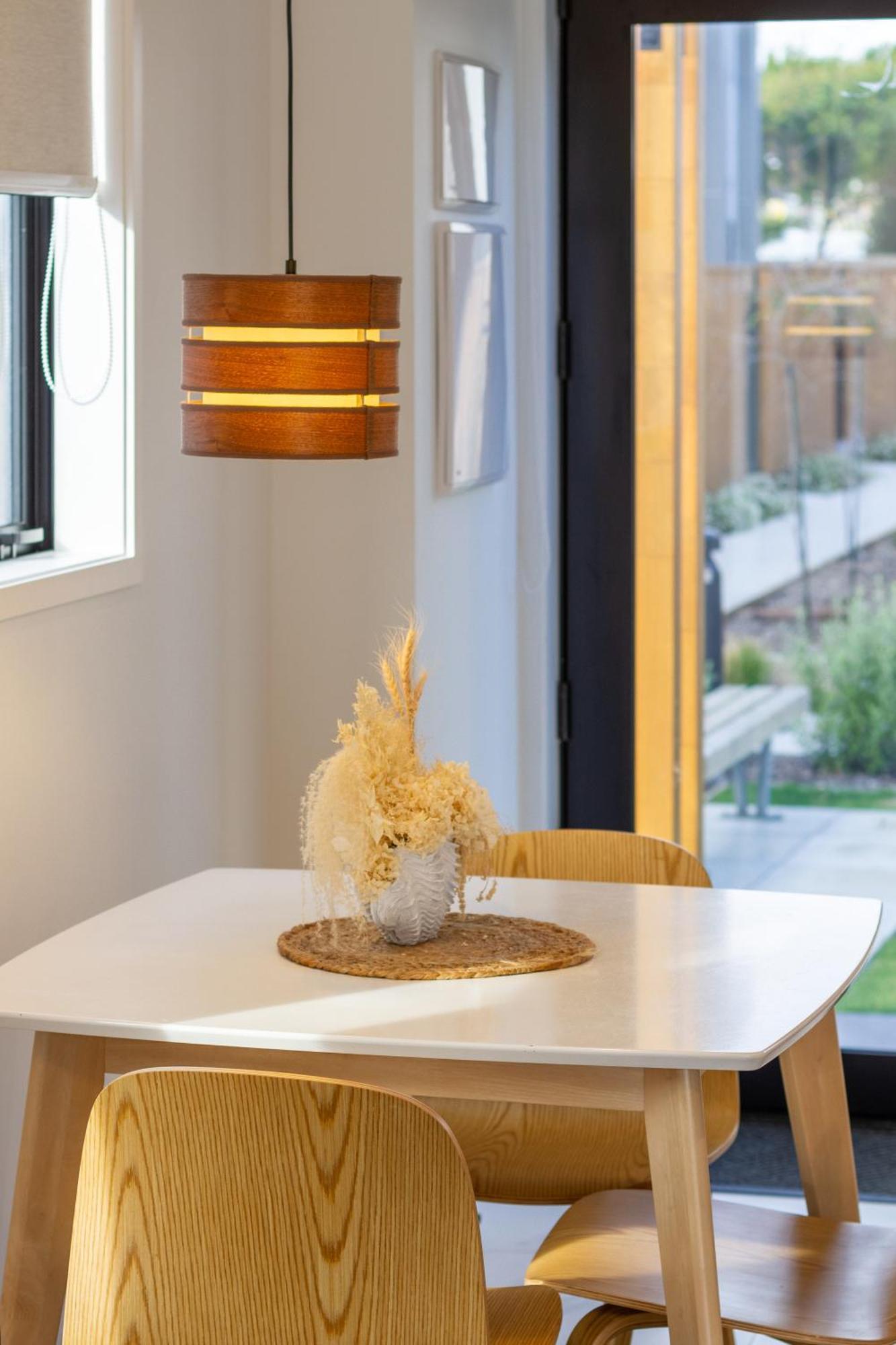 Serenity By The Sea: Coastal Escape1 Bed 1 Bath Christchurch Dış mekan fotoğraf